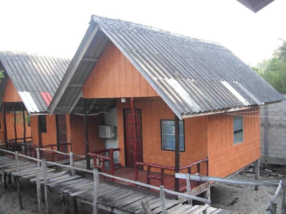 Bungalow With Air Condition photo 1