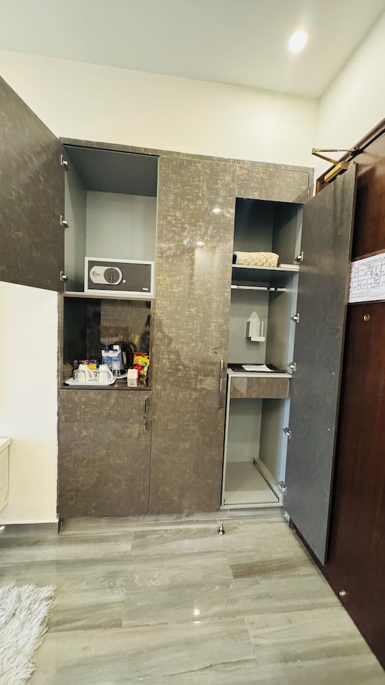 Executive Double Room, City View