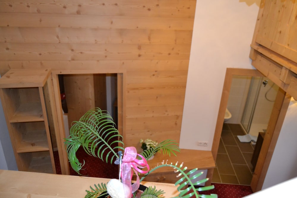 Family Suite - Photo 8
