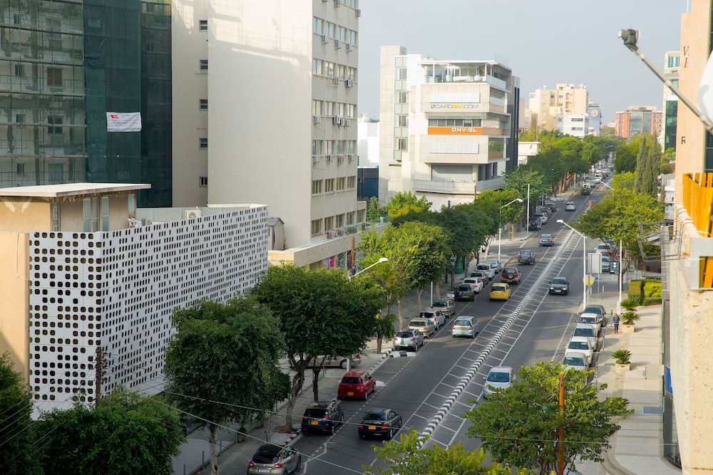 City Apartment photo 3