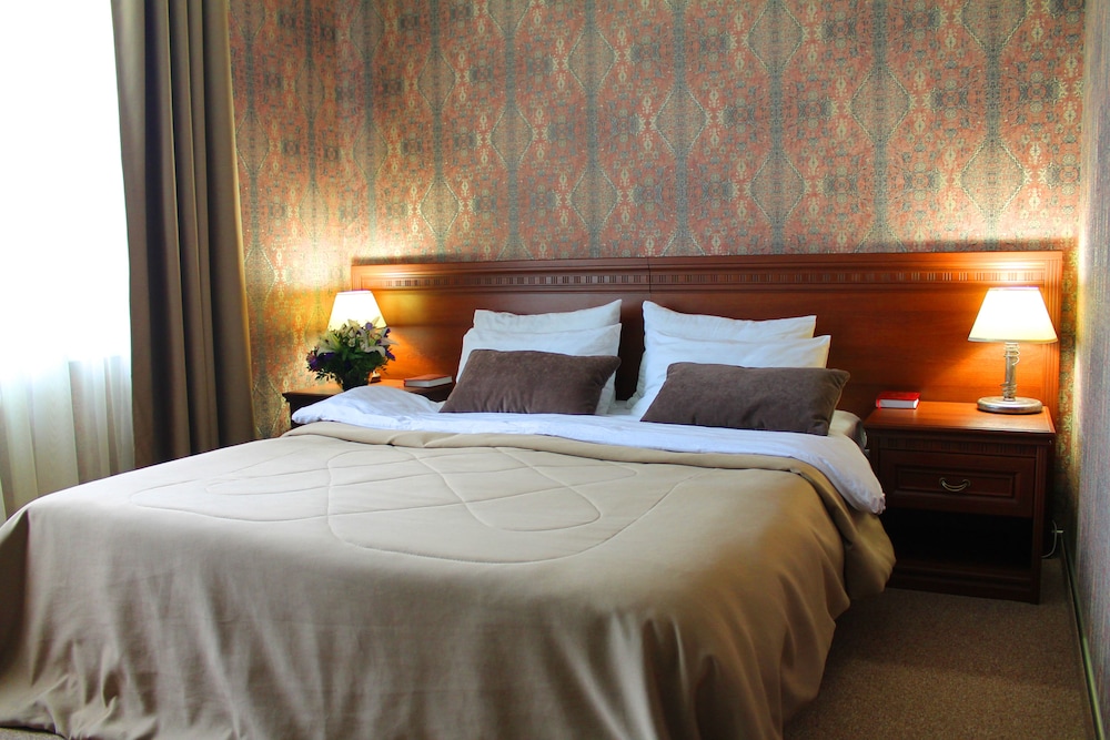 Standard Double or Twin Room photo 2