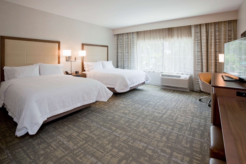 Room, 2 Queen Beds, Accessible, Non Smoking (Bathtub) photo 2