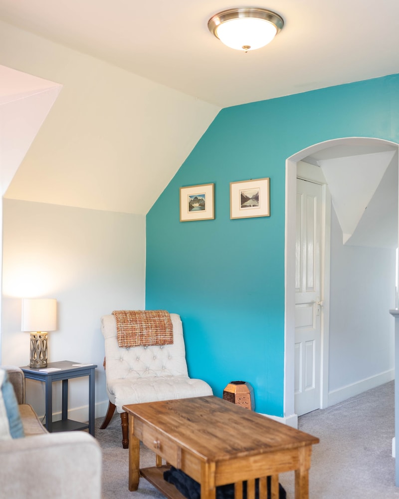 Panoramic Apartment, 2 Bedrooms, Kitchen, Lake View photo 2
