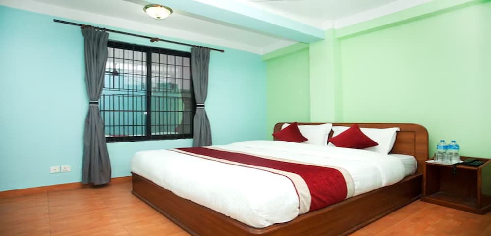 Deluxe Single Room