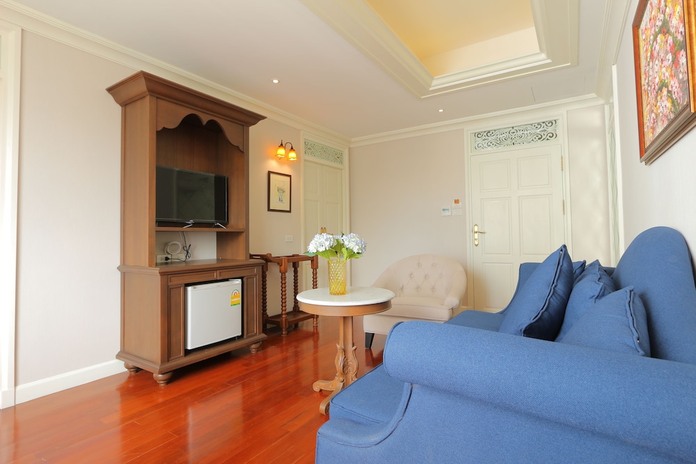 Family Suite River View thumbnail 5