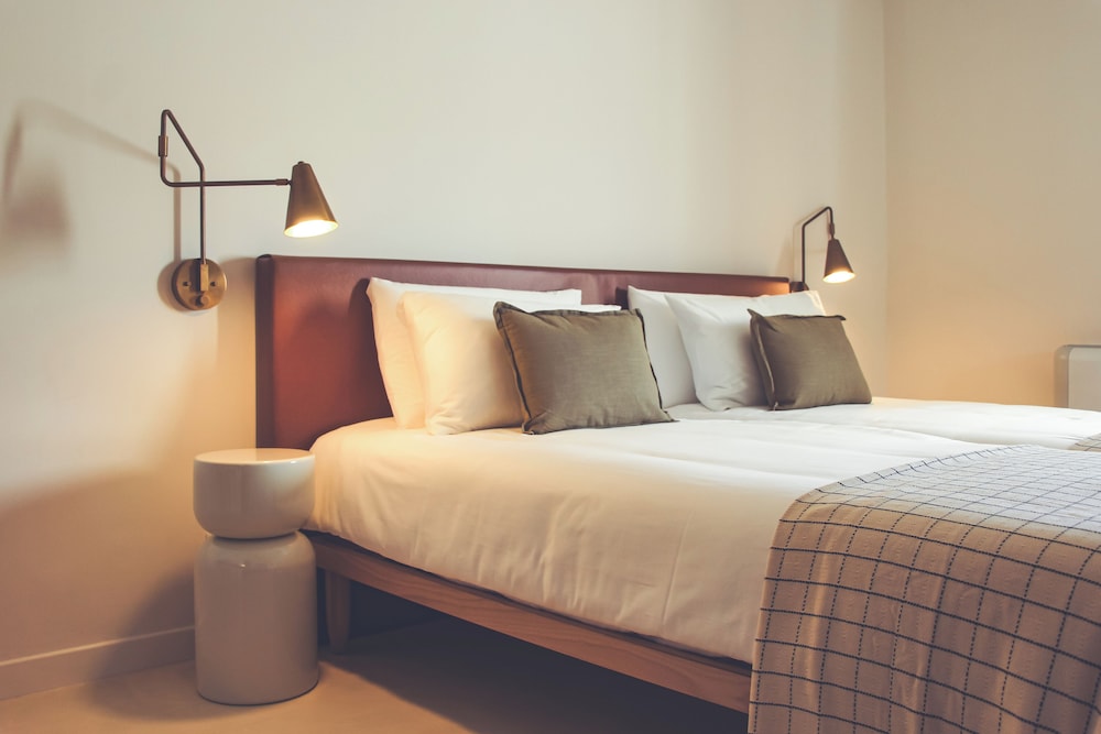 Deluxe Double or Twin Room photo 2