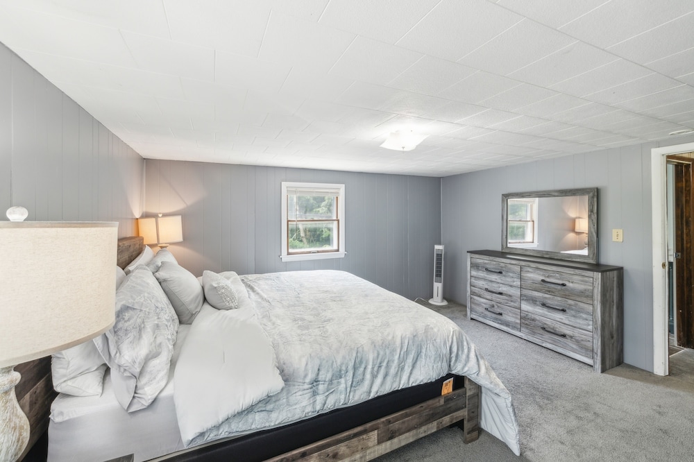 House, 4 Bedrooms