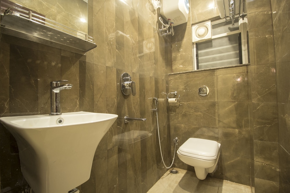Double Or Twin Room photo 3