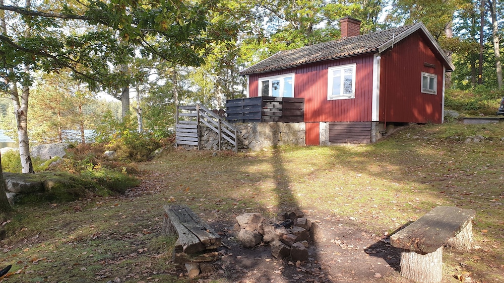 Premium Cottage, Private Bathroom, Lakeside