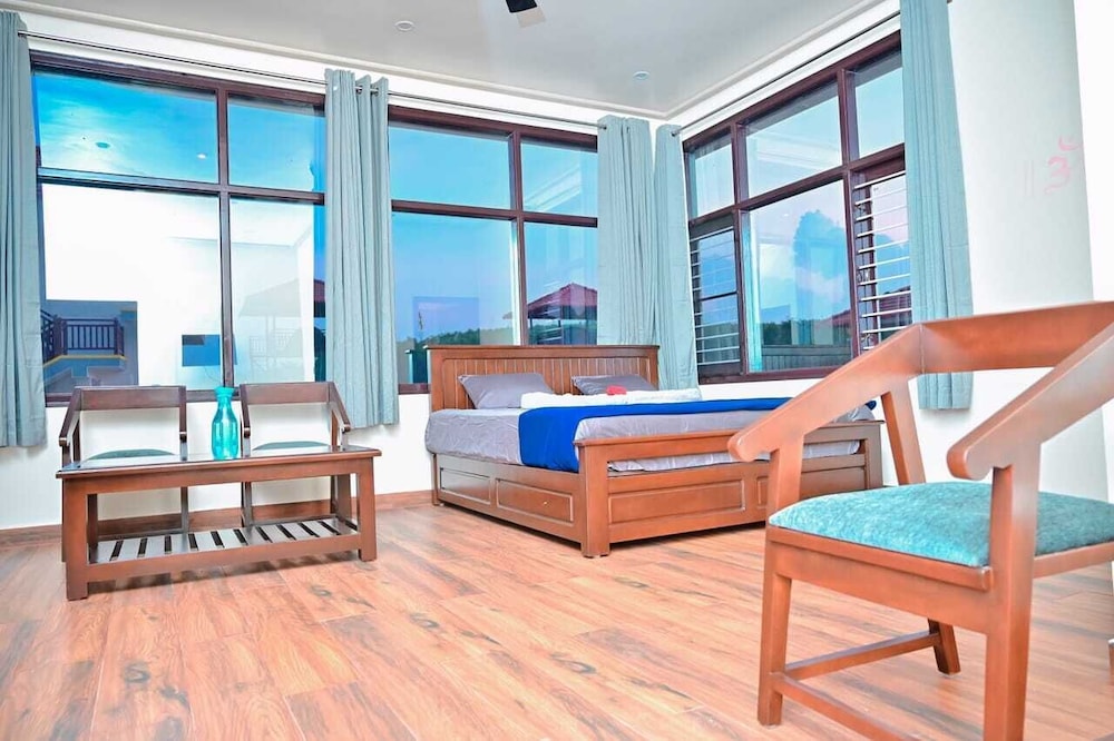 Deluxe Duplex, City View photo 2
