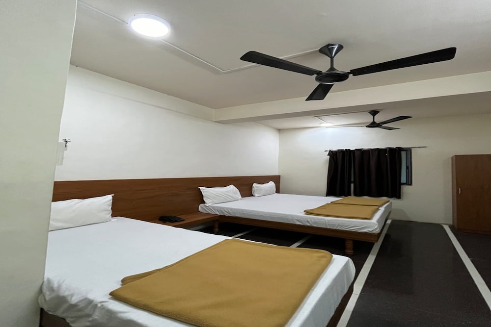 Deluxe Triple Room photo 3