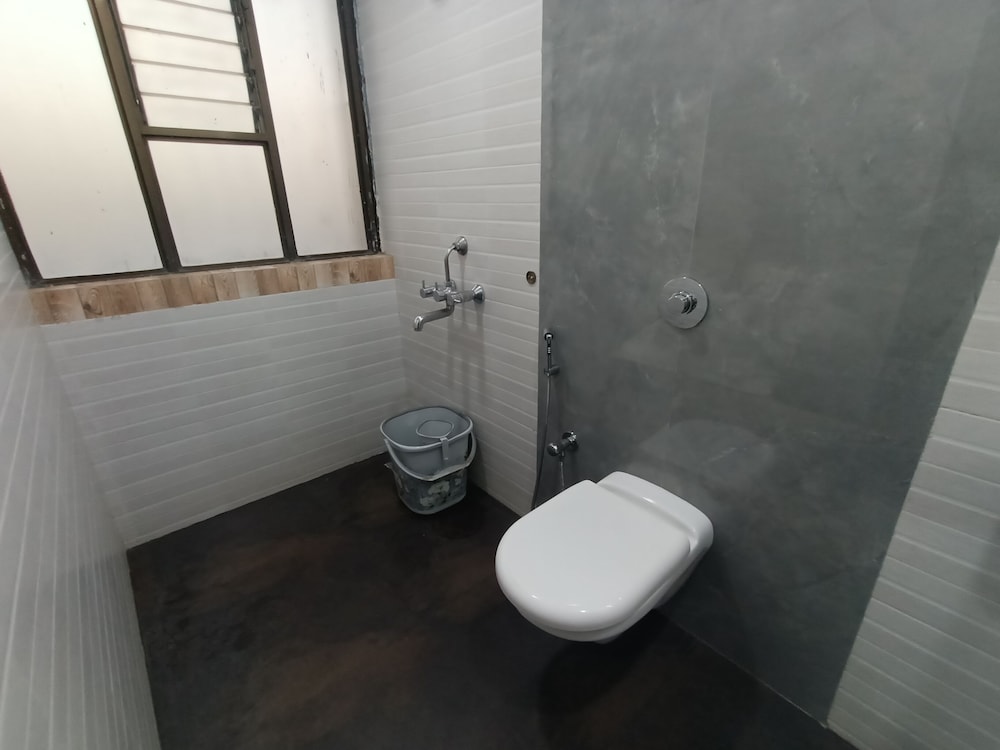 Deluxe Room - Photo 2