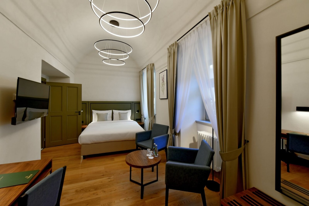 Superior Double Room - Photo 6