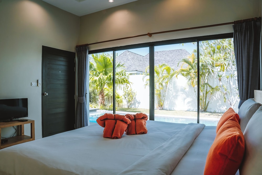 Grand Deluxe 2 Bedroom Pool Villa - Photo 2