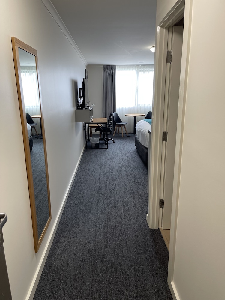 Classic King Suite photo 2
