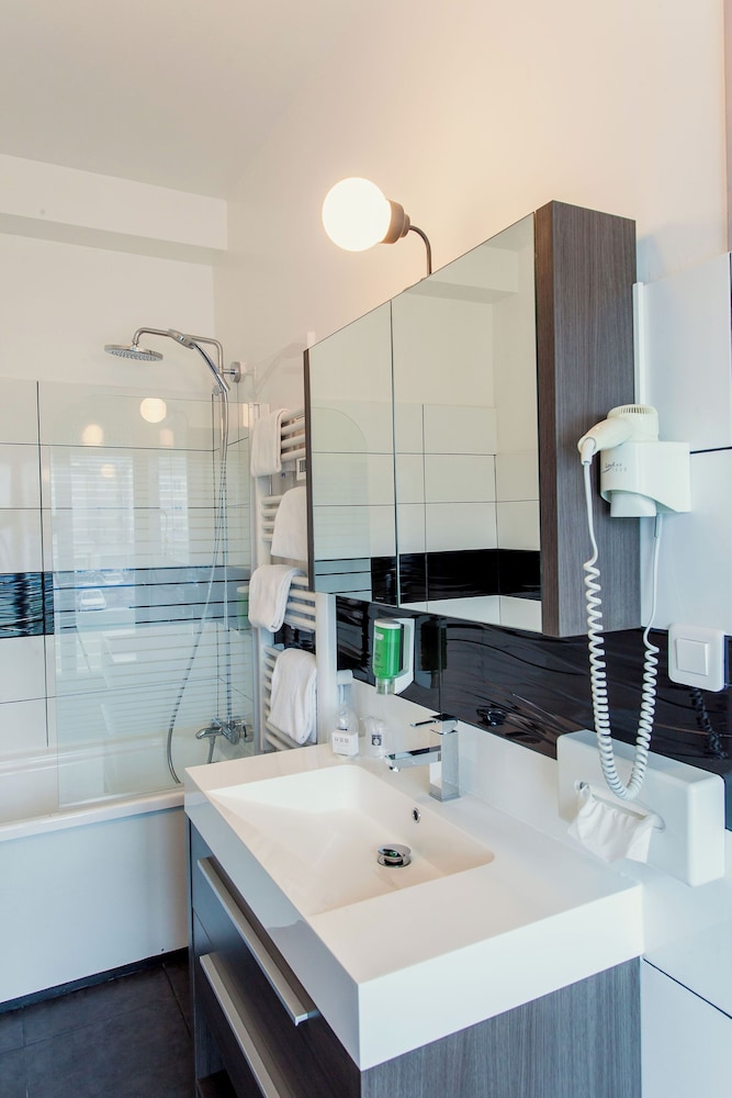 Premium Room - Photo 4
