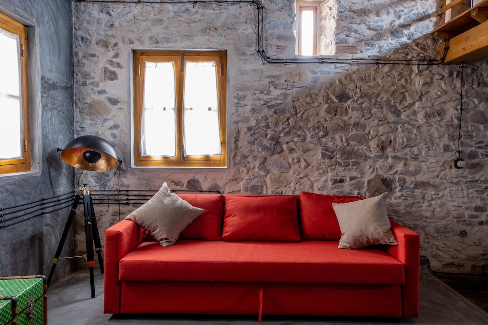House, 1 Bedroom (6)