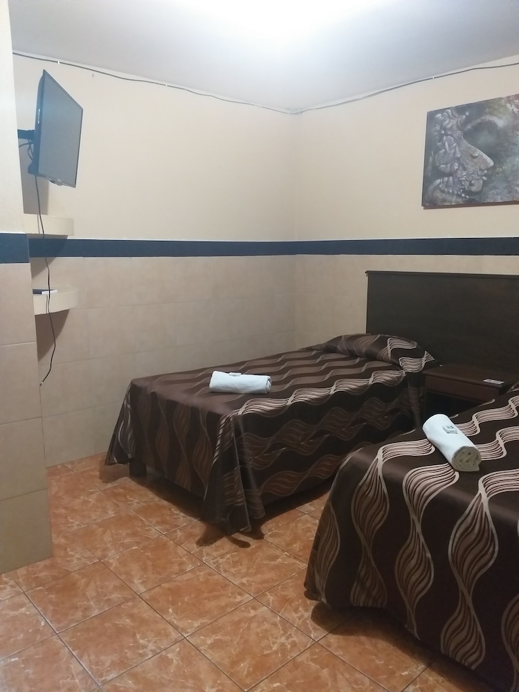 Single Room, 2 Twin Beds photo 1