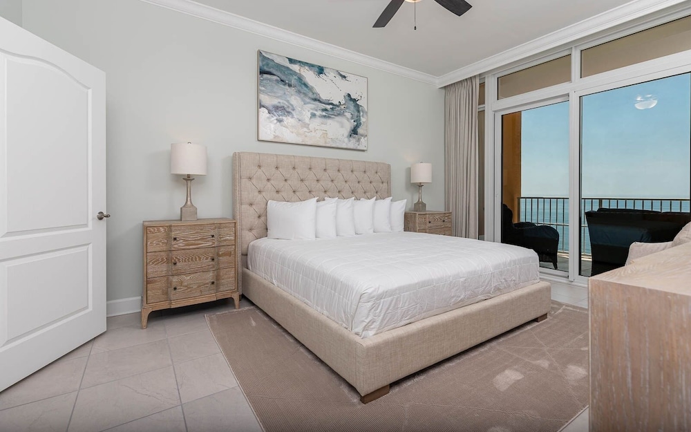 Condo, 4 Bedrooms