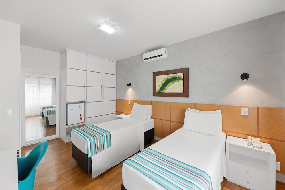 Twin Room, 2 Twin Beds