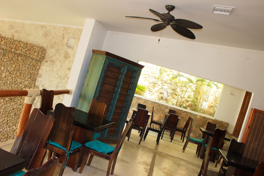 Elite Suite, Beach View photo 3
