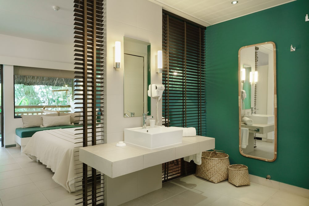 Deluxe Room - Photo 4