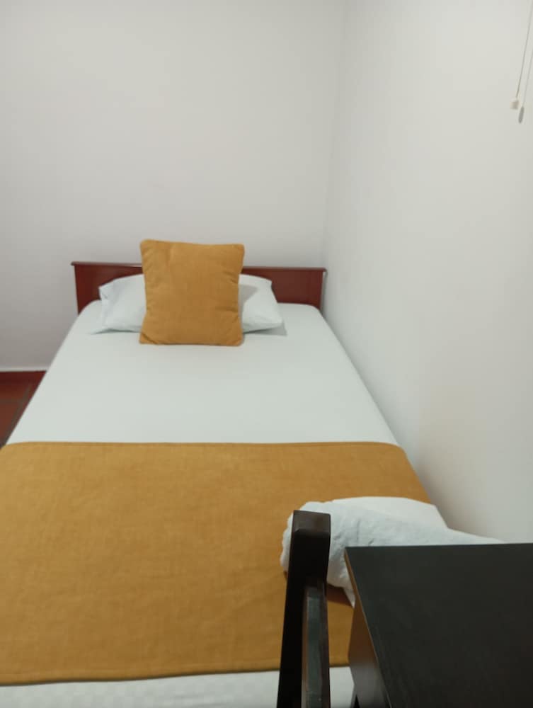 Traditional Single Room