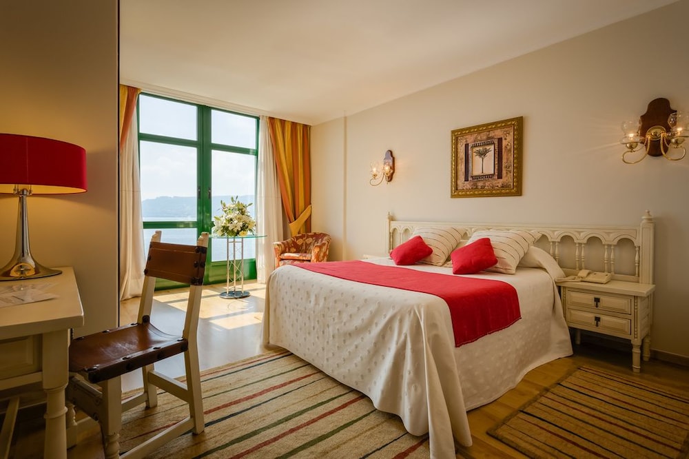 Superior Double Room, Sea View photo 2
