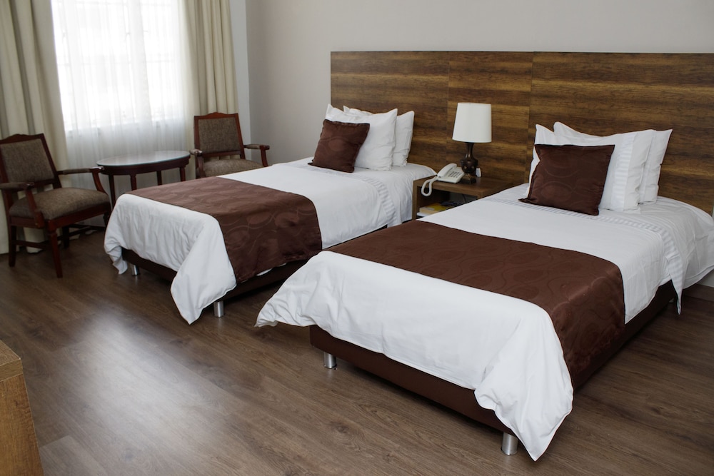 Standard Room, 2 Twin Beds - Photo 4