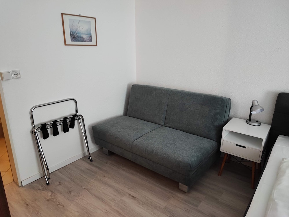 Suite, Ensuite photo 2