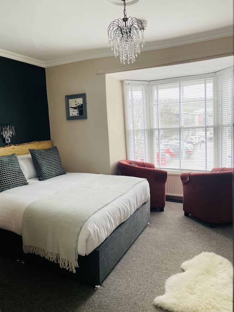 Double Room (Aeron Belle) photo 2