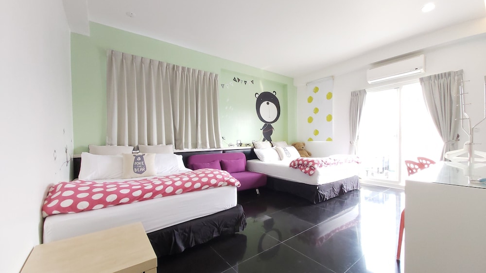 Design Quadruple Room, 2 Double Beds, Non Smoking photo 1