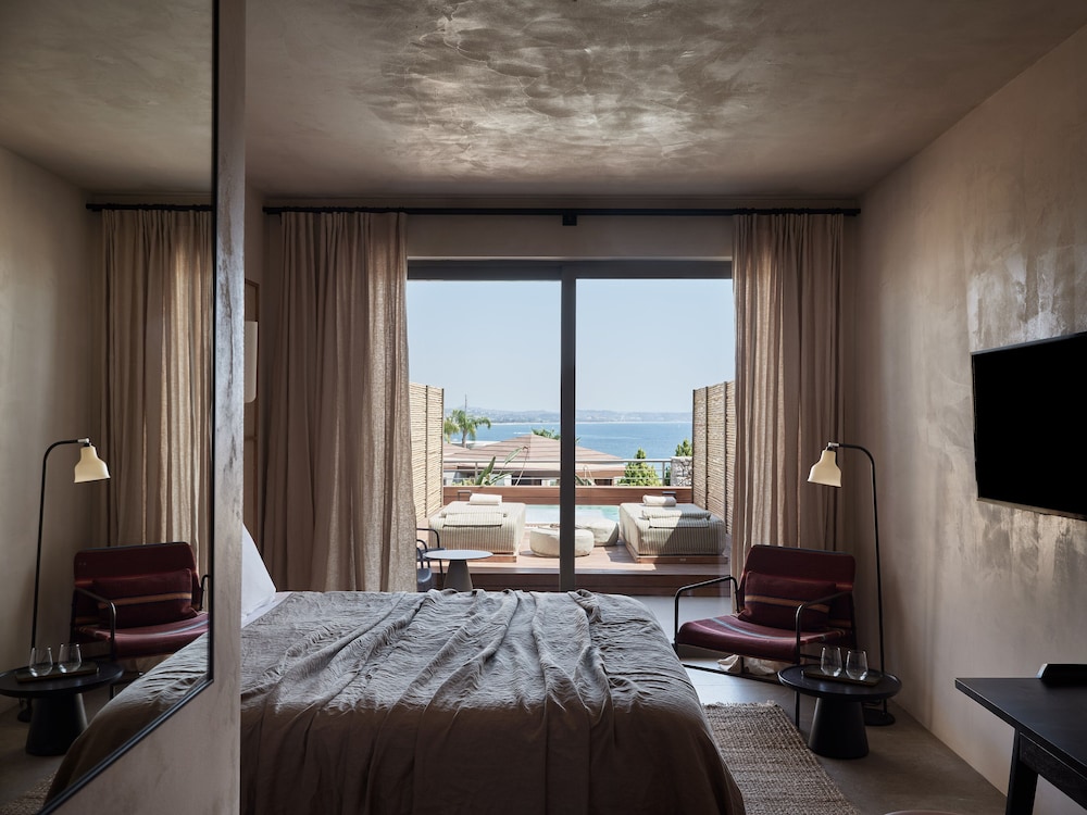 Double Room in Bungalow Sea View with Outdoor Mini Pool Hydromassage photo 3
