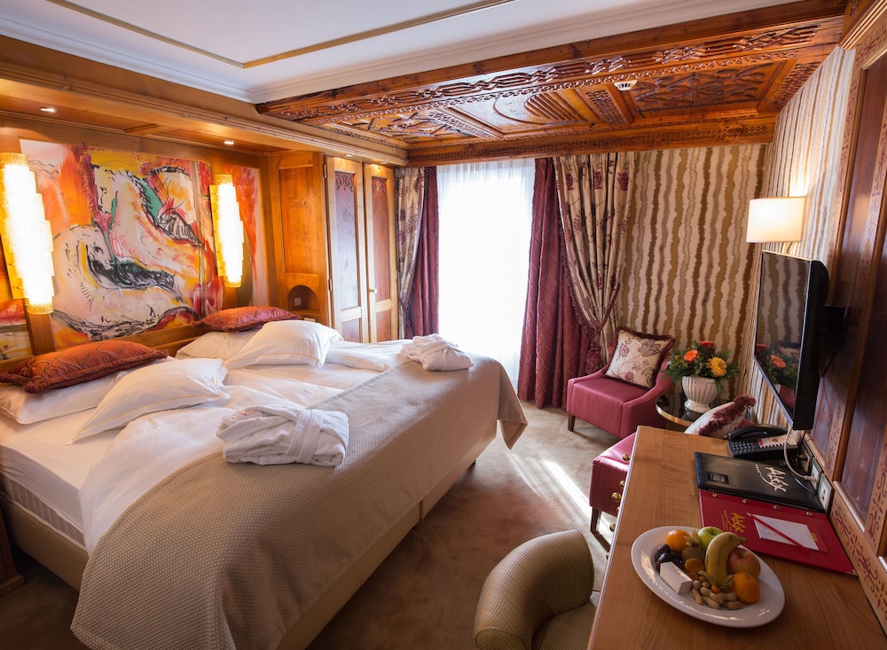 Classic Double or Twin Room - Photo 2