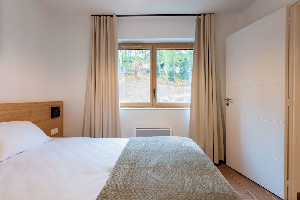 Deluxe Apartment, 2 Bedrooms photo 1
