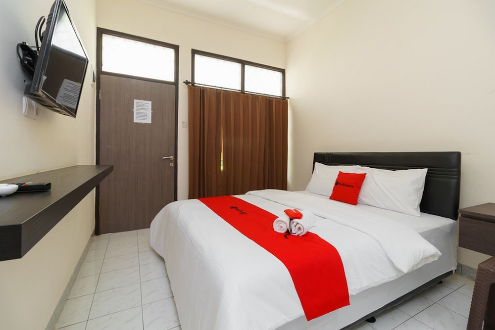 Double Room (Reddoorz)