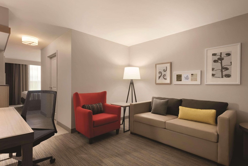 Country Inn & Suites by Radisson, Ft Atkinson, WI