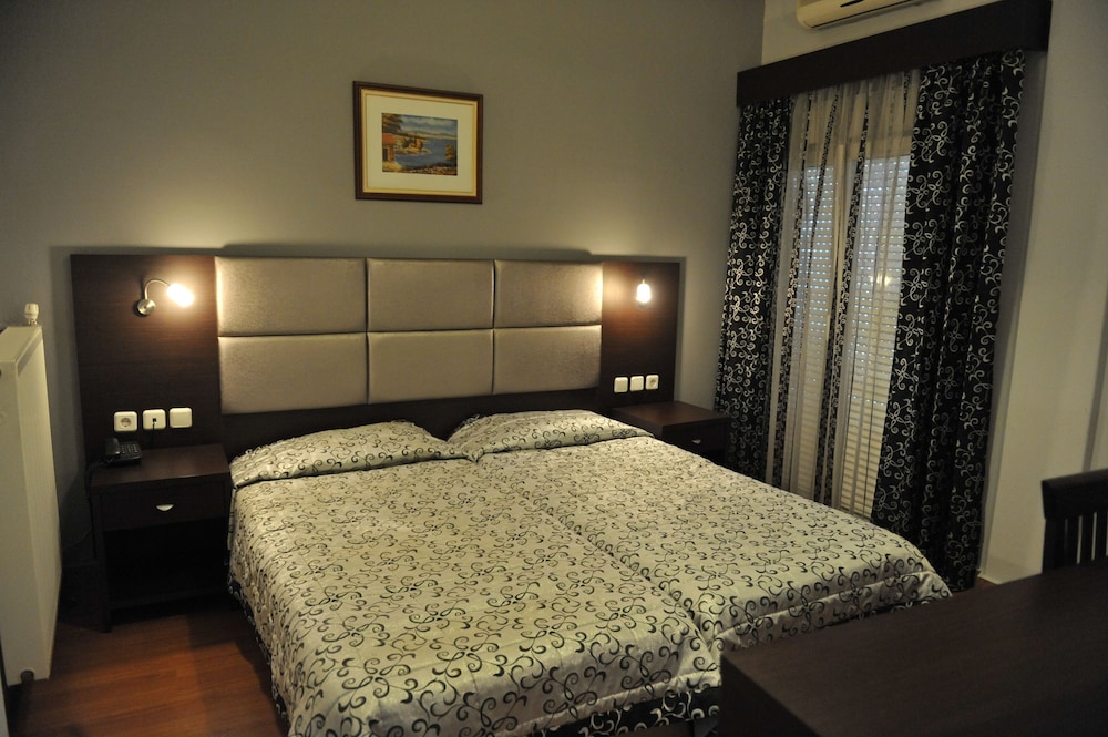 Double or Twin Room photo 1