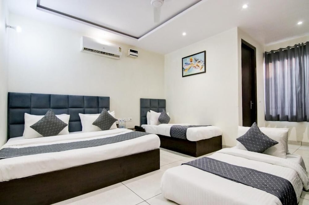 Family Room, 2 Double Beds, Non Smoking