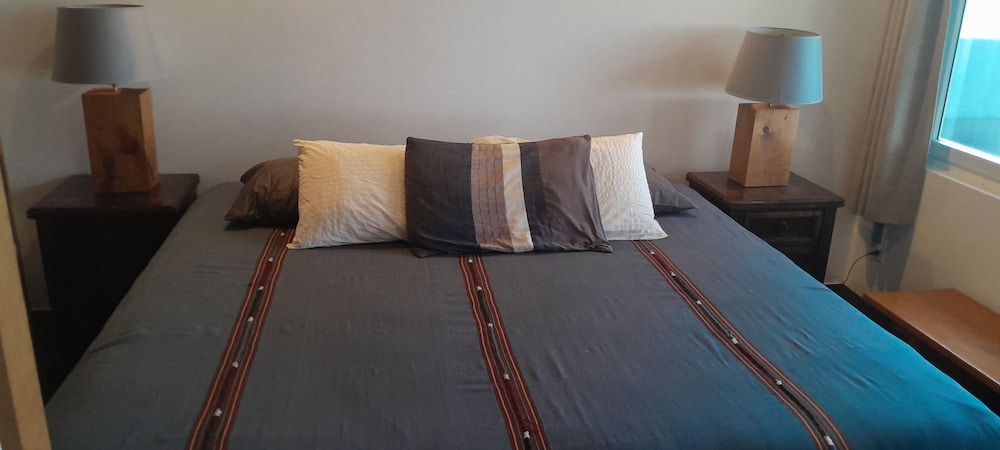 Deluxe House photo 1