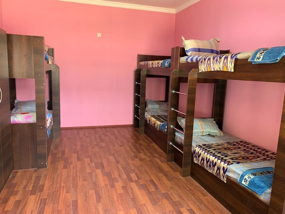 Shared Dormitory, Mixed Dorm (6 beds) photo 3