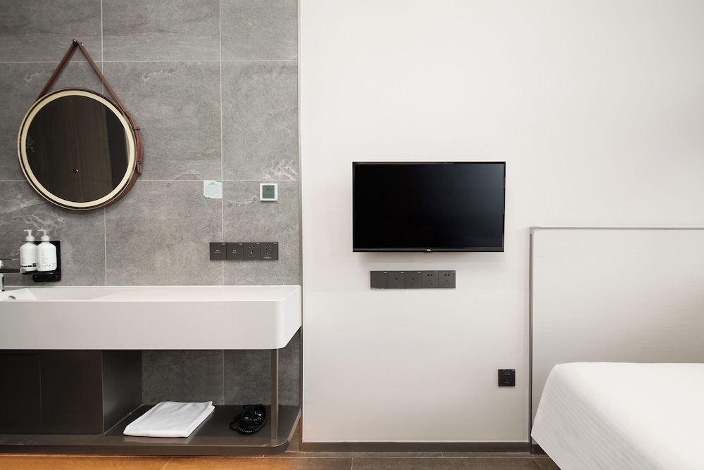 Basic Single Room