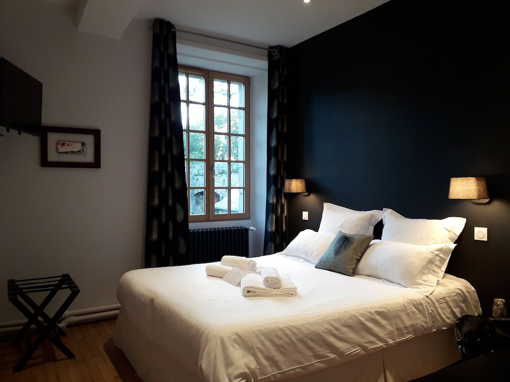 Room, Connecting Rooms (L'Amoureuse, 1st Floor)