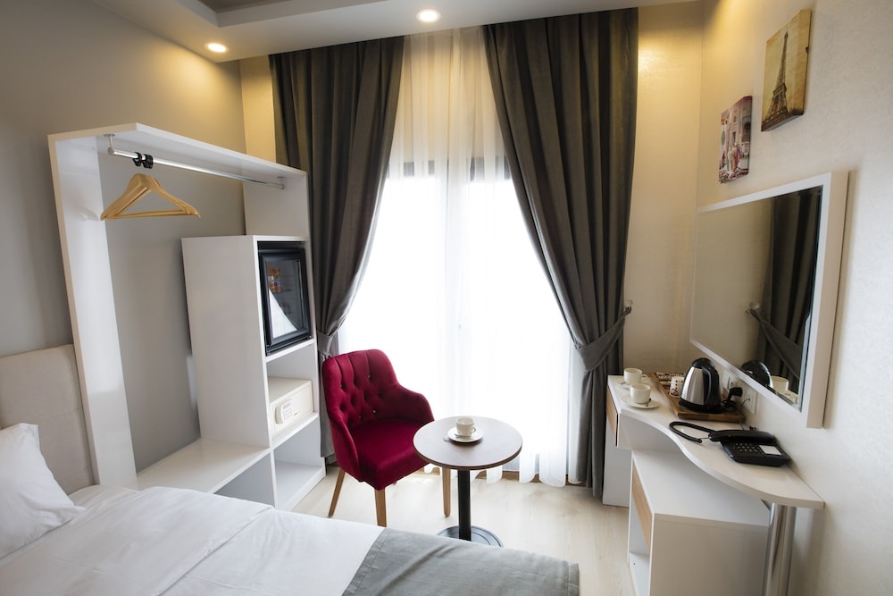 Deluxe Single Room, City View photo 3