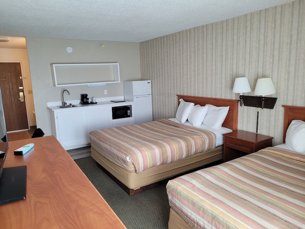 Standard Room, 2 Queen Beds, Non Smoking, Kitchenette - Photo 1
