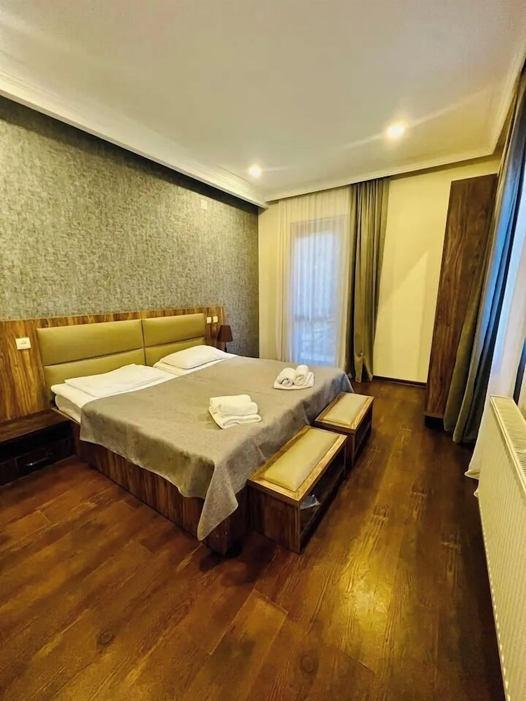Comfort Double Room, Balcony, Mountain View