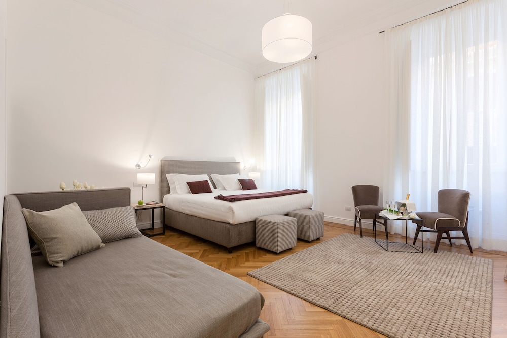 Deluxe Suite, 1 Bedroom, City View photo 3