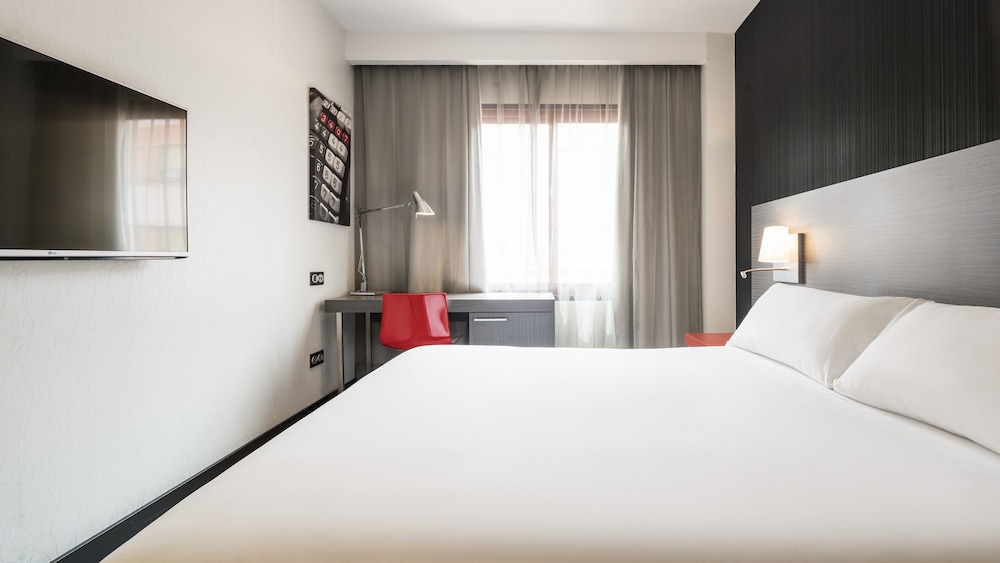 Double Room - Photo 2