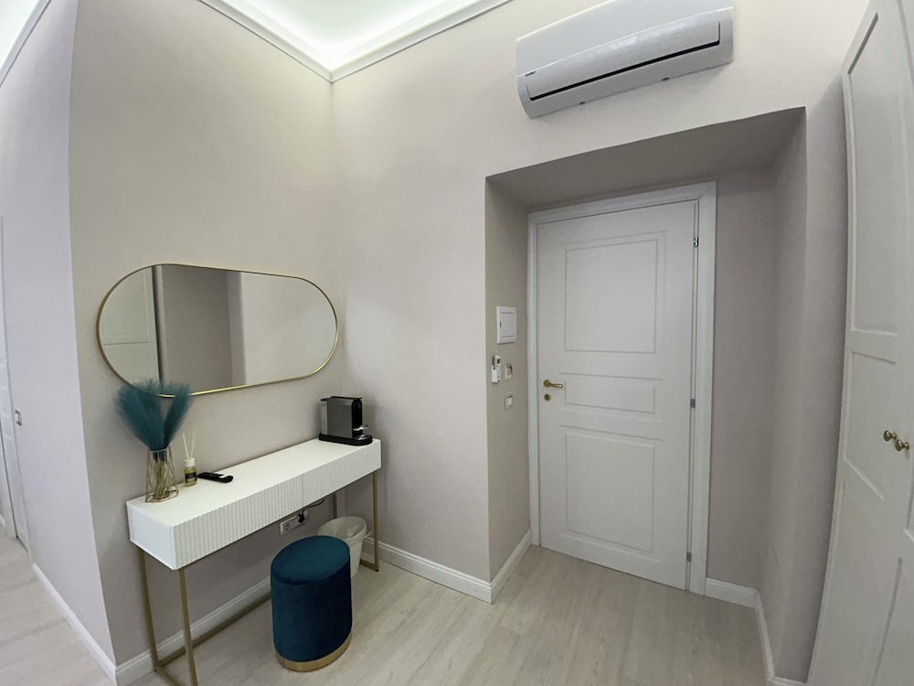 Deluxe Quadruple Room photo 3
