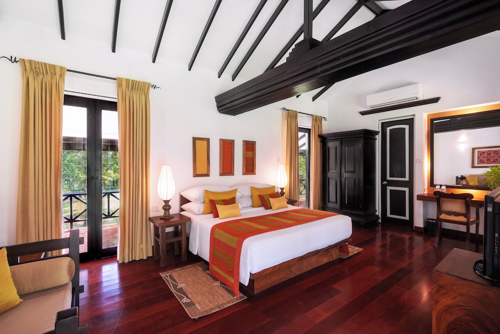 Deluxe Suite - 15 % discount on F&B and 10% on SPA - Photo 1
